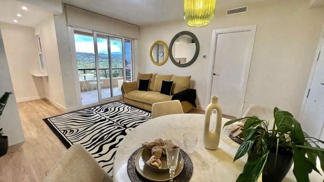 1 slaapkamer Penthouse te koop in Nueva Andalucia, Marbella - € 329.000 (Ref: 9784644)