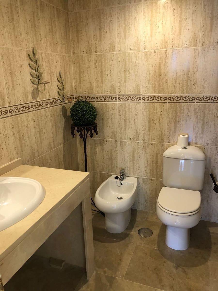 3 soveværelse Lejlighed til salg i La Duquesa / Puerto de la Duquesa - € 520.000 (Ref: 9784660)