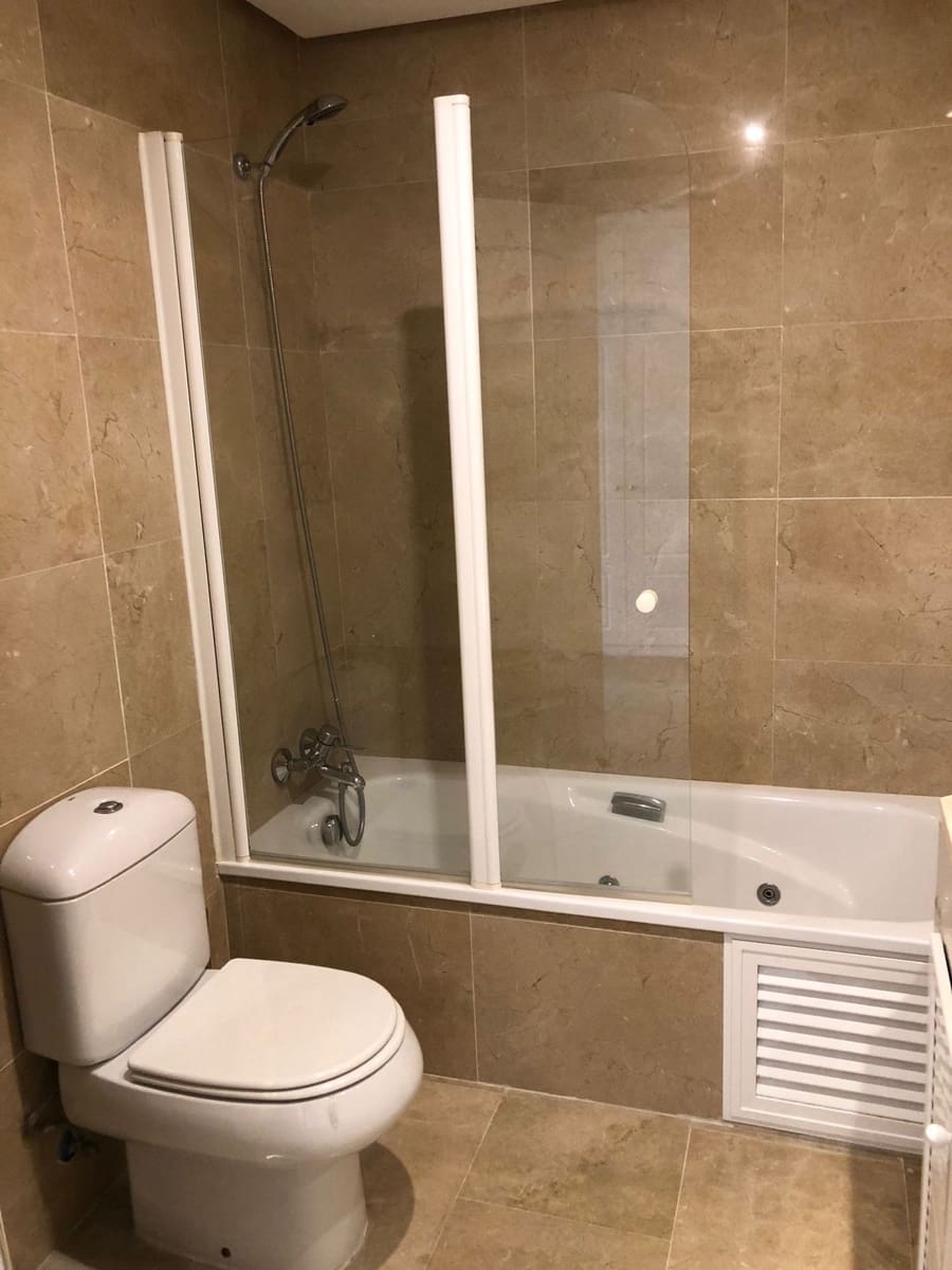 3 soveværelse Lejlighed til salg i La Duquesa / Puerto de la Duquesa - € 520.000 (Ref: 9784660)