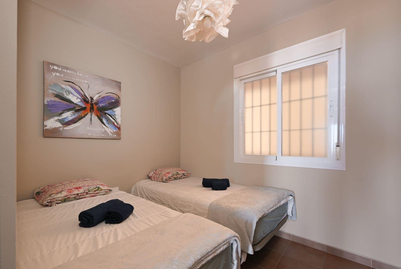 2 bedroom Apartment for sale in Calahonda - € 320,000 (Ref: 9784664)