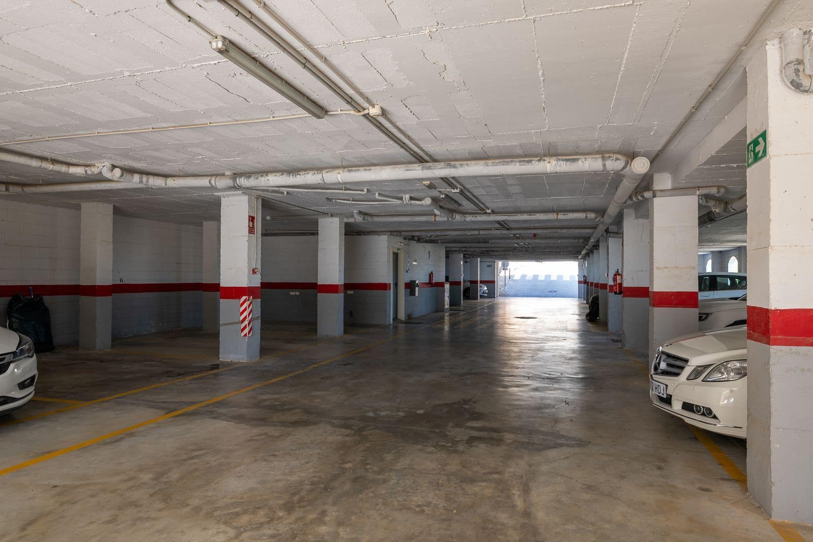 2 bedroom Apartment for sale in Calahonda - € 320,000 (Ref: 9784664)