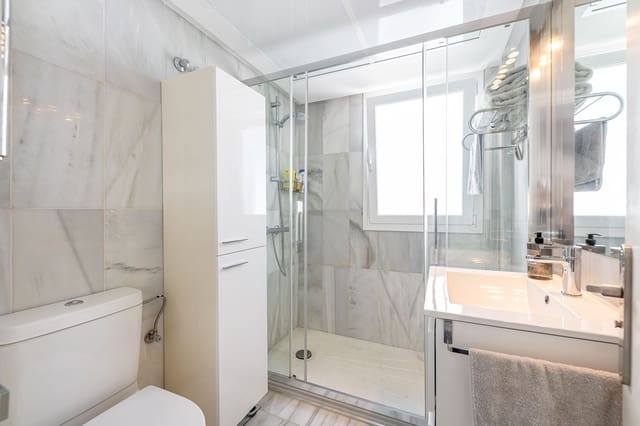 3 sypialnia Dom na sprzedaż w Nueva Andalucia, Marbella - 945 000 € (Ref: 9784665)