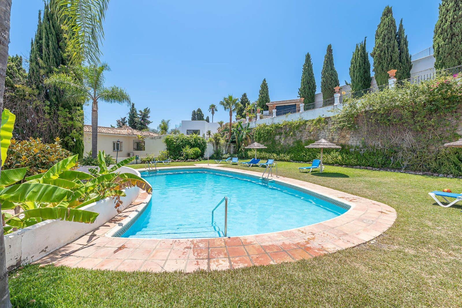 3 sypialnia Dom na sprzedaż w Nueva Andalucia - 945 000 € (Ref: 9784665)