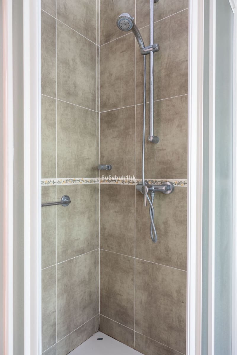 5 makuuhuone Omakotitalo myytävänä paikassa San Pedro de Alcantara - 695 000 € (Ref: 9784672)