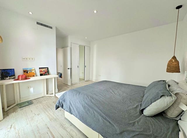 2 soverom Leilighet til salgs i Puerto Banus, Marbella - € 495 000 (Ref: 9784679)