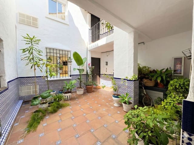 2 soverom Leilighet til salgs i Puerto Banus, Marbella - € 495 000 (Ref: 9784679)