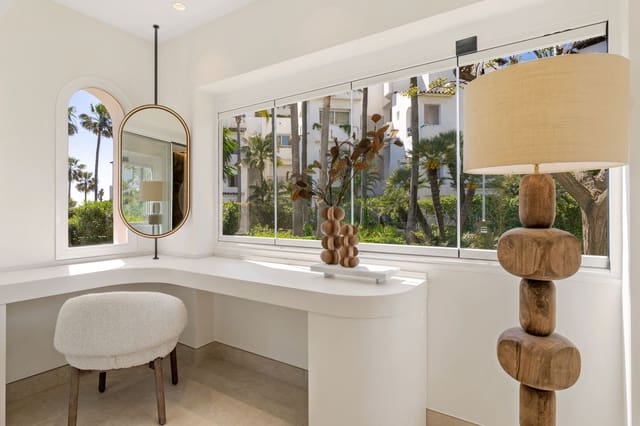 3 makuuhuone Huoneisto myytävänä paikassa Costalita, Estepona - 1 495 000 € (Ref: 9784682)