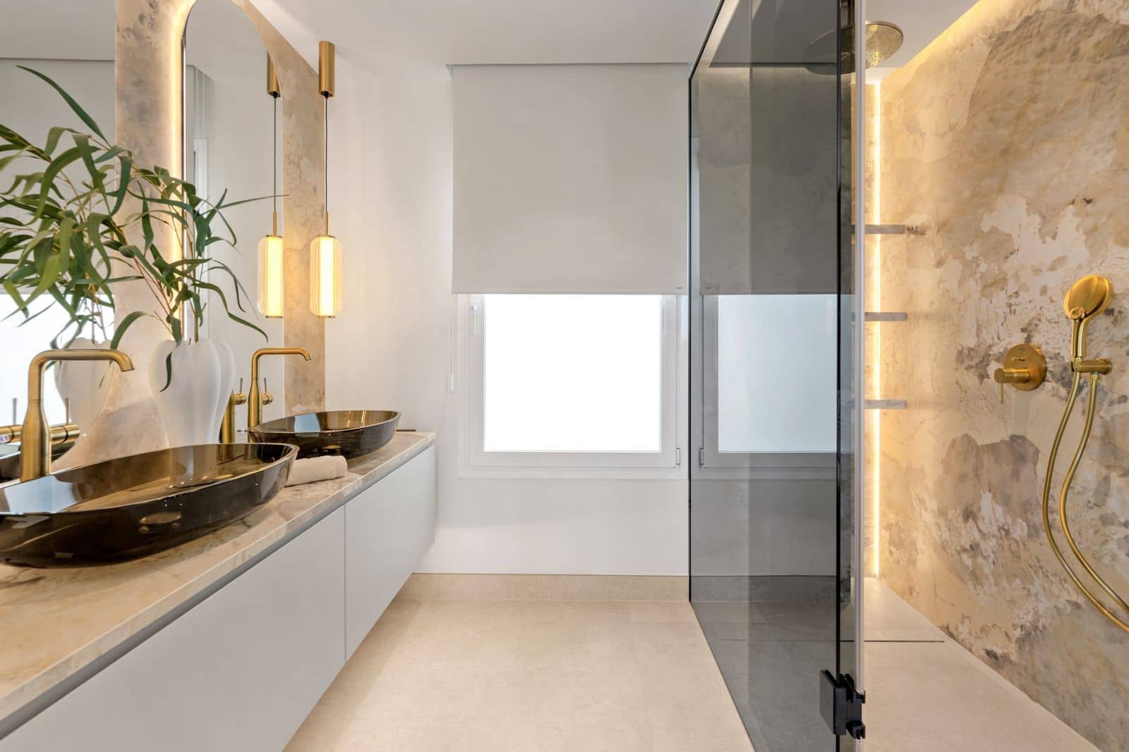 3 makuuhuone Huoneisto myytävänä paikassa Costalita - 1 495 000 € (Ref: 9784682)