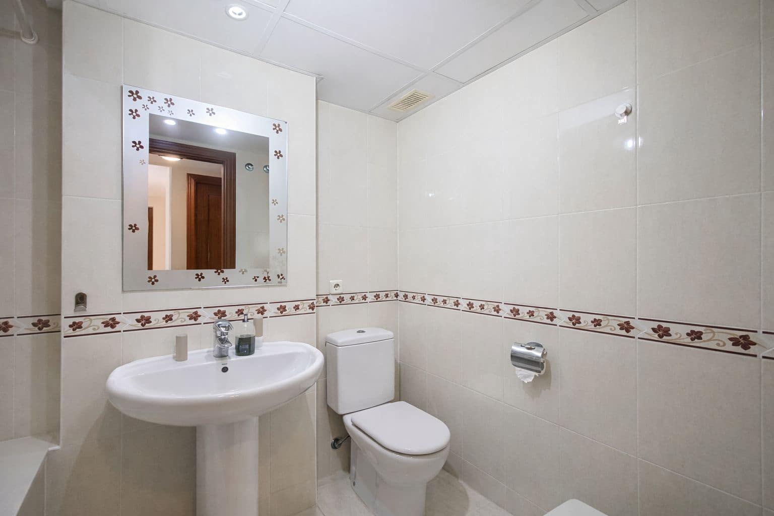 3 bedroom Townhouse for sale in Buenas Noches - € 450,000 (Ref: 9784684)