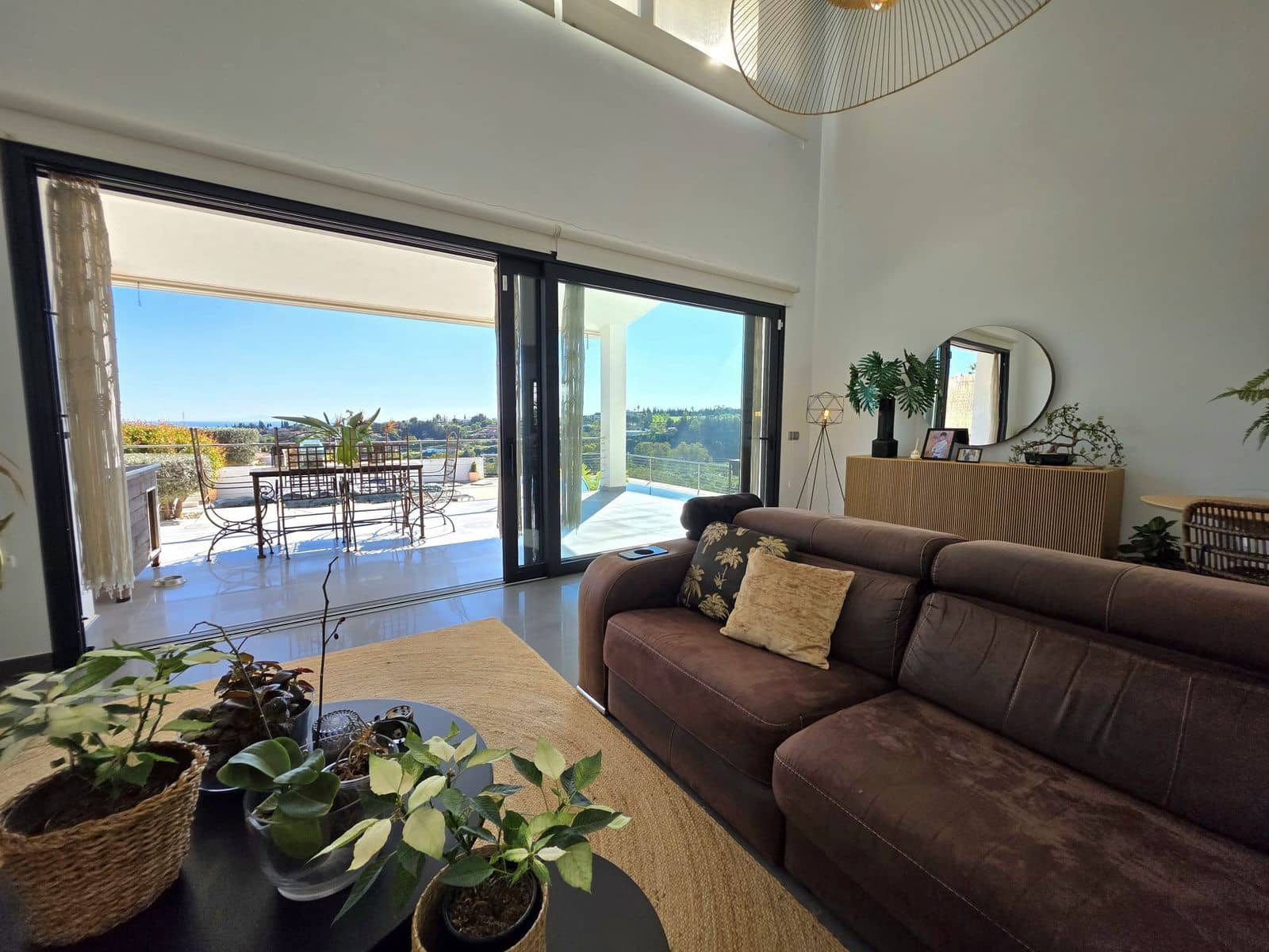 4 bedroom Villa for sale in Estepona - € 929,000 (Ref: 9784698)