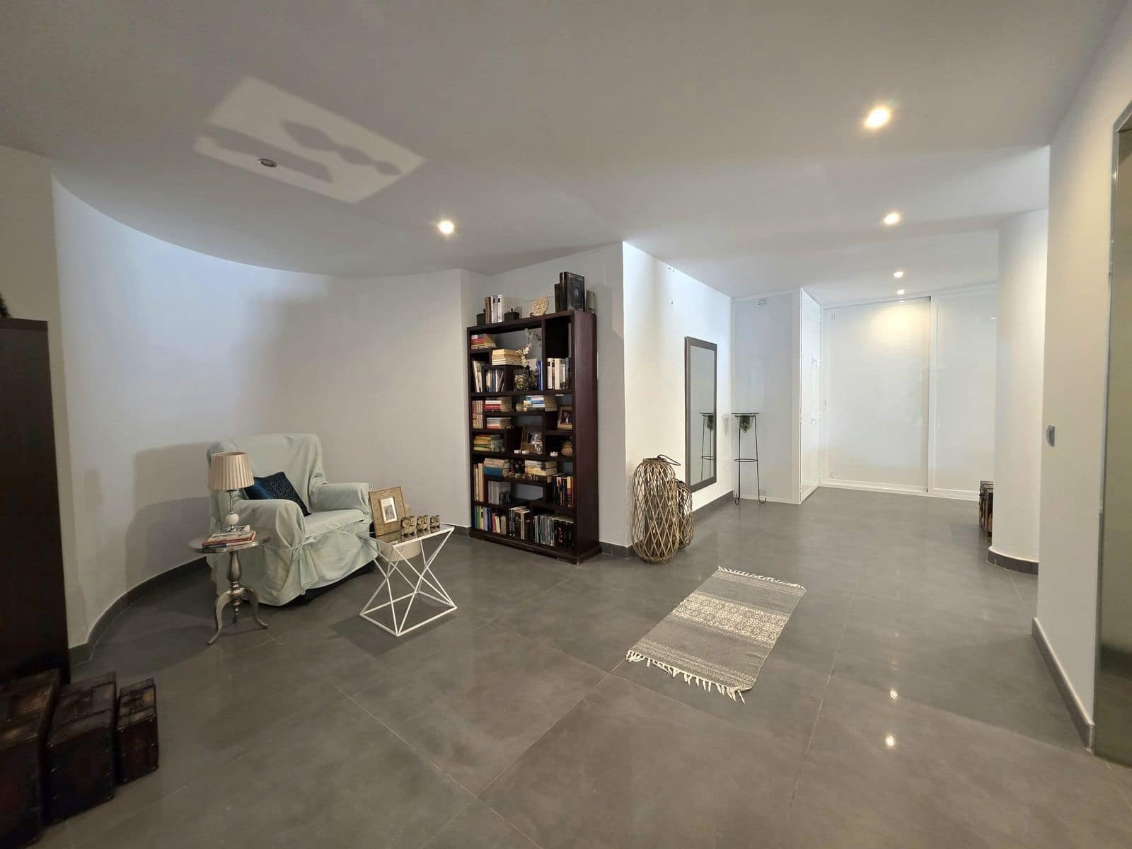 4 bedroom Villa for sale in Estepona - € 929,000 (Ref: 9784698)