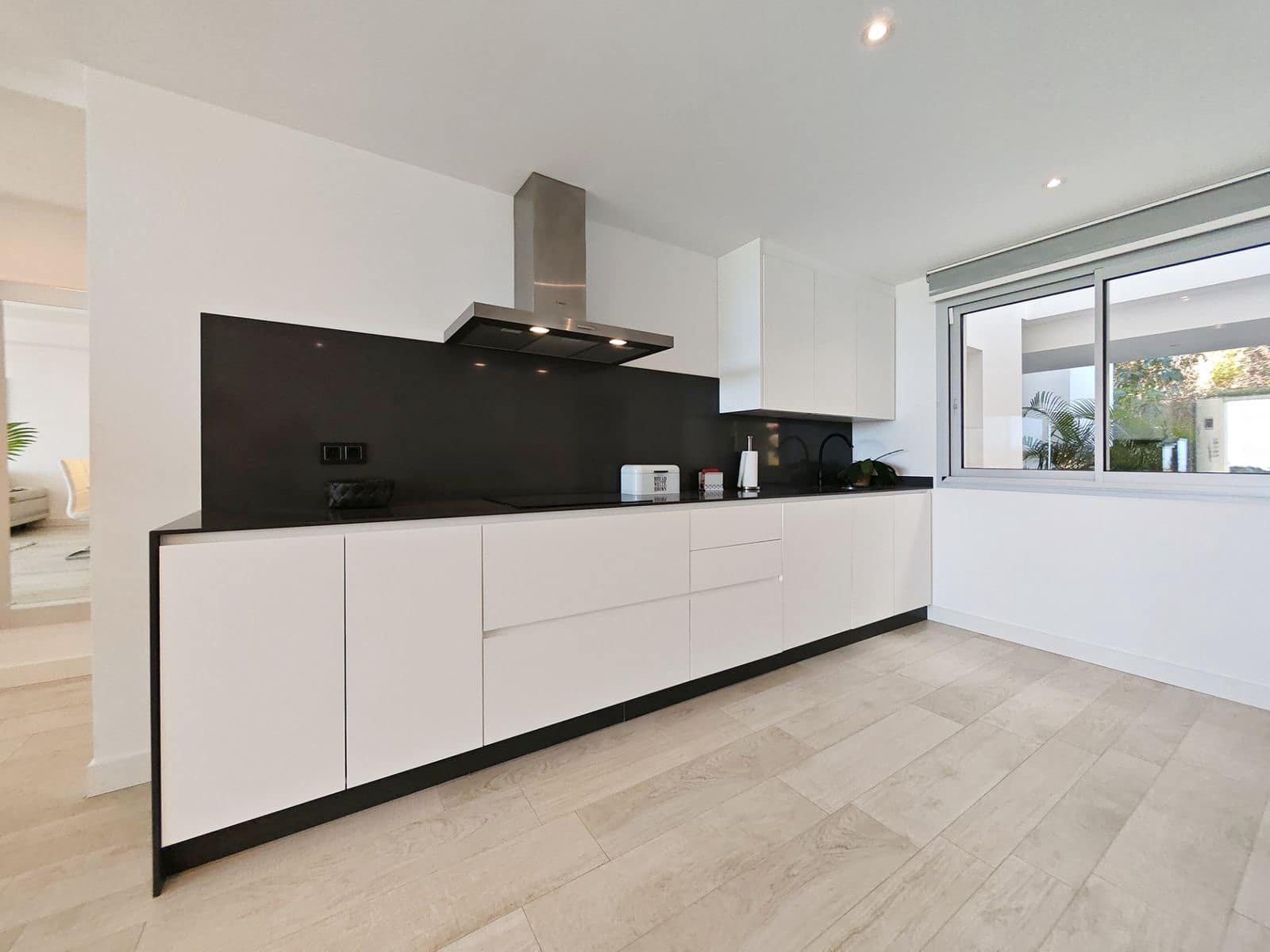 2 bedroom Apartment for sale in Casares - € 559,000 (Ref: 9784699)