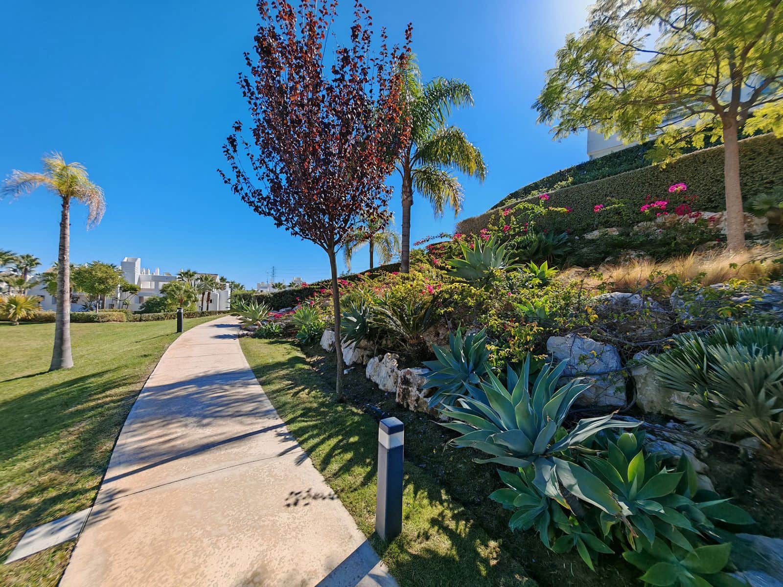 2 bedroom Apartment for sale in Casares - € 559,000 (Ref: 9784699)