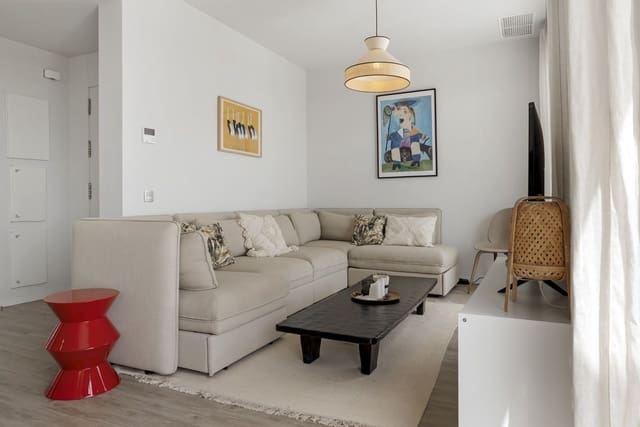 2 Zimmer Penthouse zu verkaufen in Cancelada, Estepona - 525.000 € (Ref: 9784701)