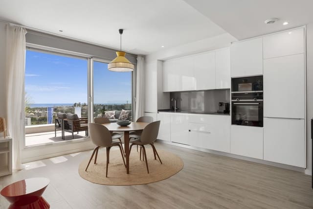 2 Zimmer Penthouse zu verkaufen in Cancelada, Estepona - 525.000 € (Ref: 9784701)