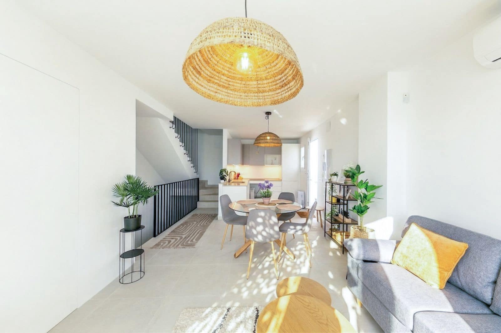 2 makuuhuone Paritalo myytävänä paikassa Manilva - 315 000 € (Ref: 9784704)