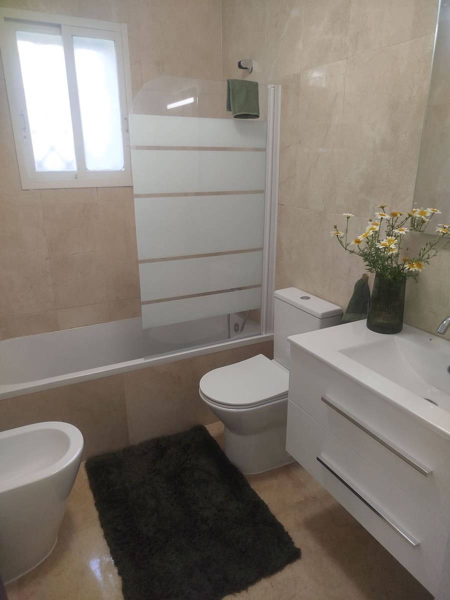 2 soverom Leilighet til salgs i Aloha Golf - € 465 000 (Ref: 9784711)