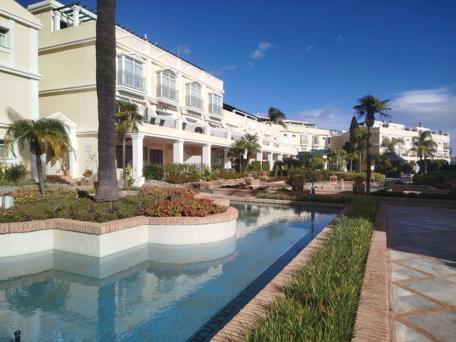 2 soverom Leilighet til salgs i Aloha Golf - € 465 000 (Ref: 9784711)