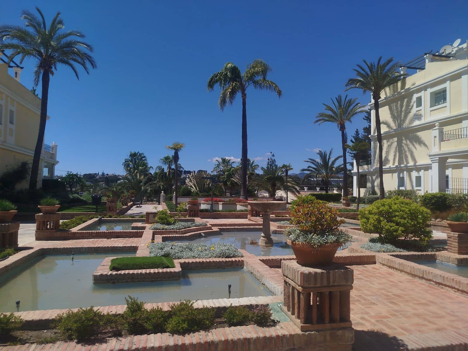 2 soverom Leilighet til salgs i Aloha Golf - € 465 000 (Ref: 9784711)