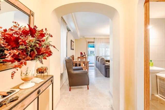 4 soveværelse Semi-Rækkehus til salg i Estepona - € 640.000 (Ref: 9784713)