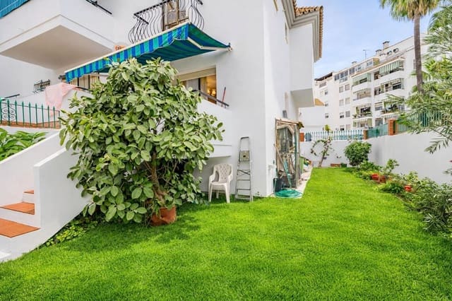 4 soveværelse Semi-Rækkehus til salg i Estepona - € 640.000 (Ref: 9784713)