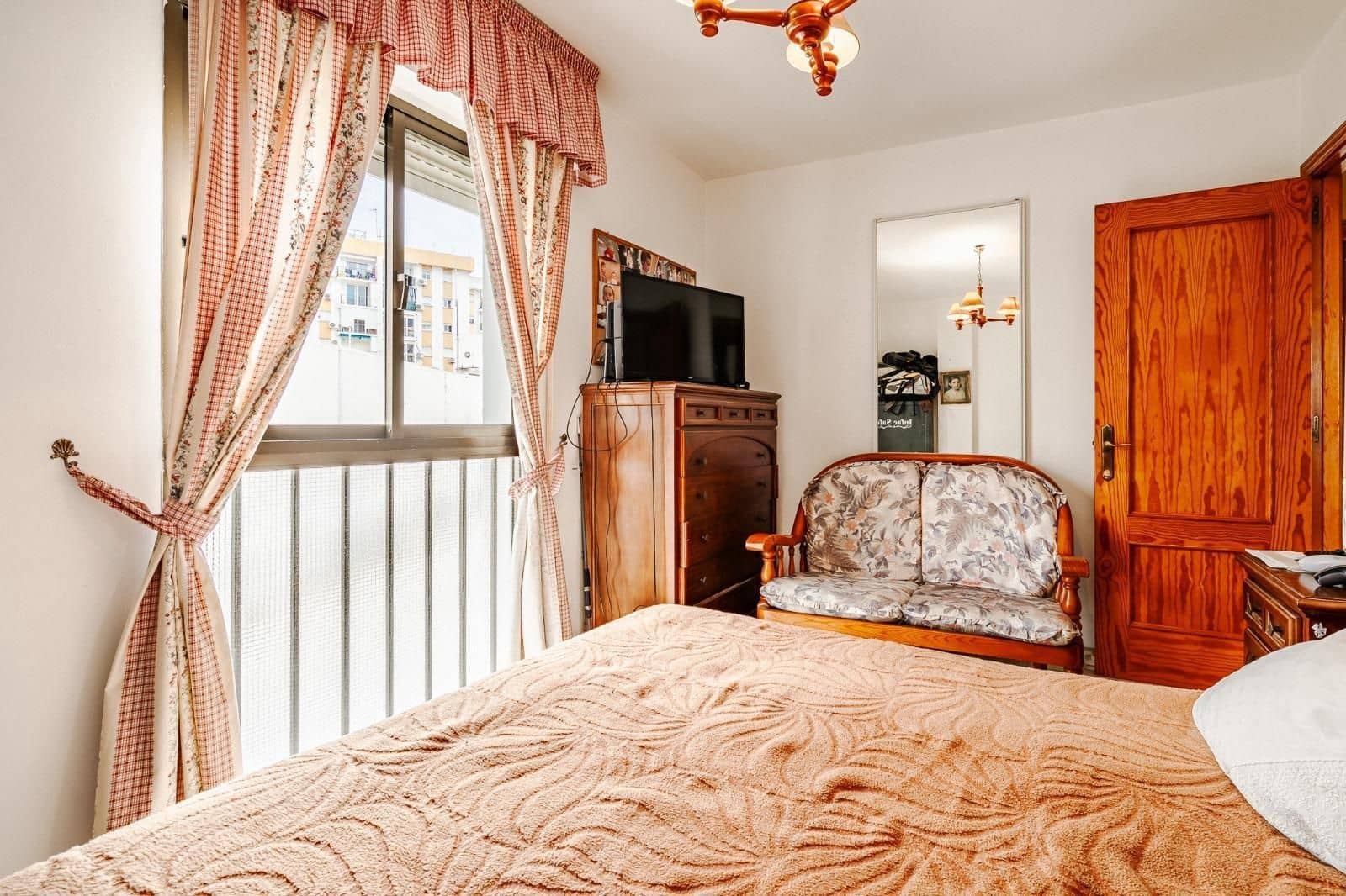 4 camera da letto Villetta Bifamiliare in vendita in Estepona - 640.000 € (Rif: 9784713)