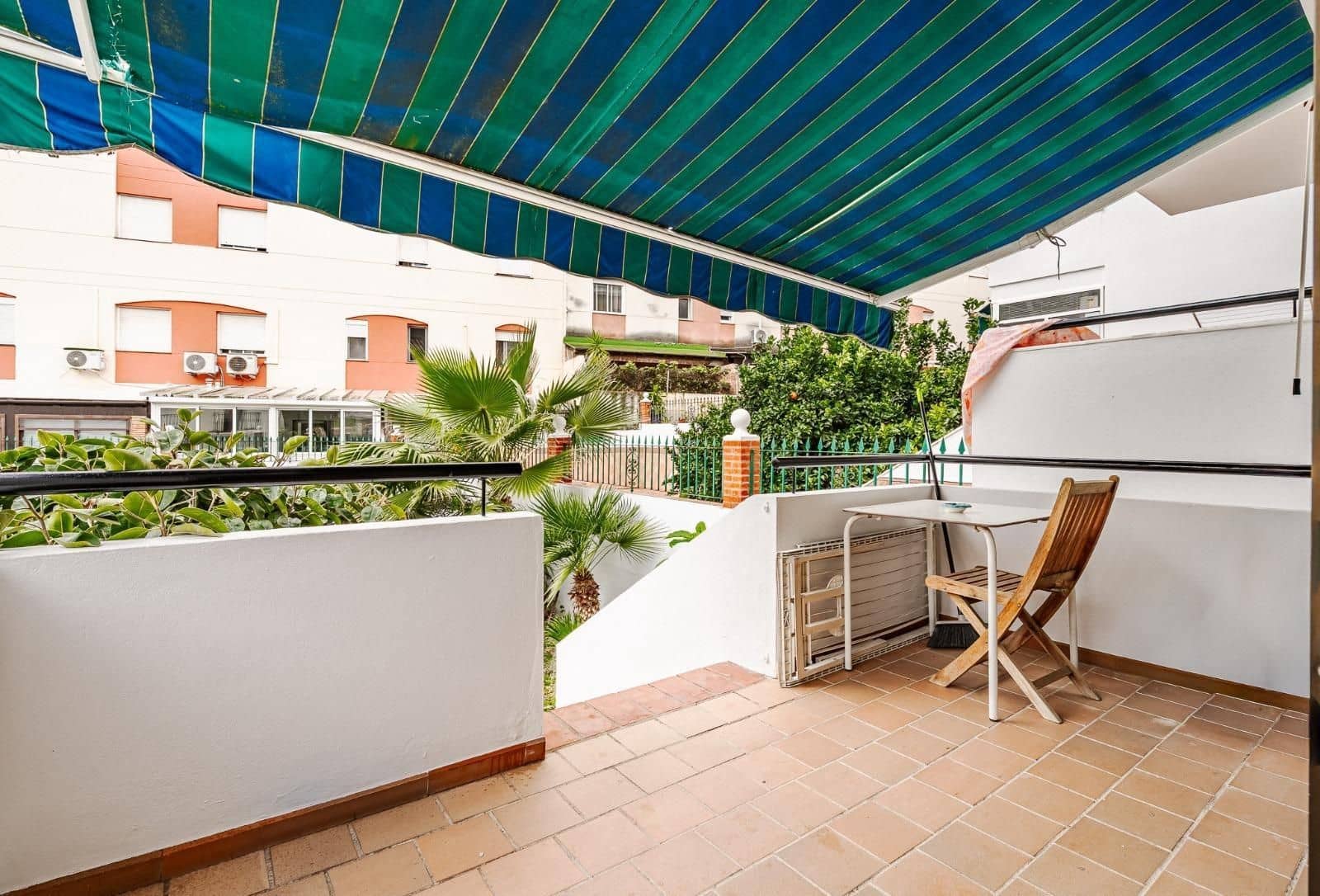 4 camera da letto Villetta Bifamiliare in vendita in Estepona - 640.000 € (Rif: 9784713)