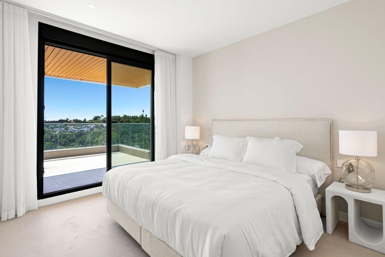 2 soverom Leilighet til salgs i New Golden Mile - € 740 000 (Ref: 9784720)