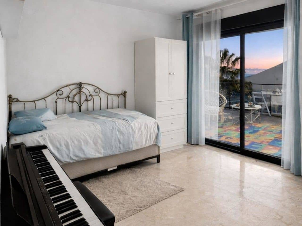 Apartamento de 3 habitaciones en Riviera del Sol en venta - 495.000 € (Ref: 9784723)