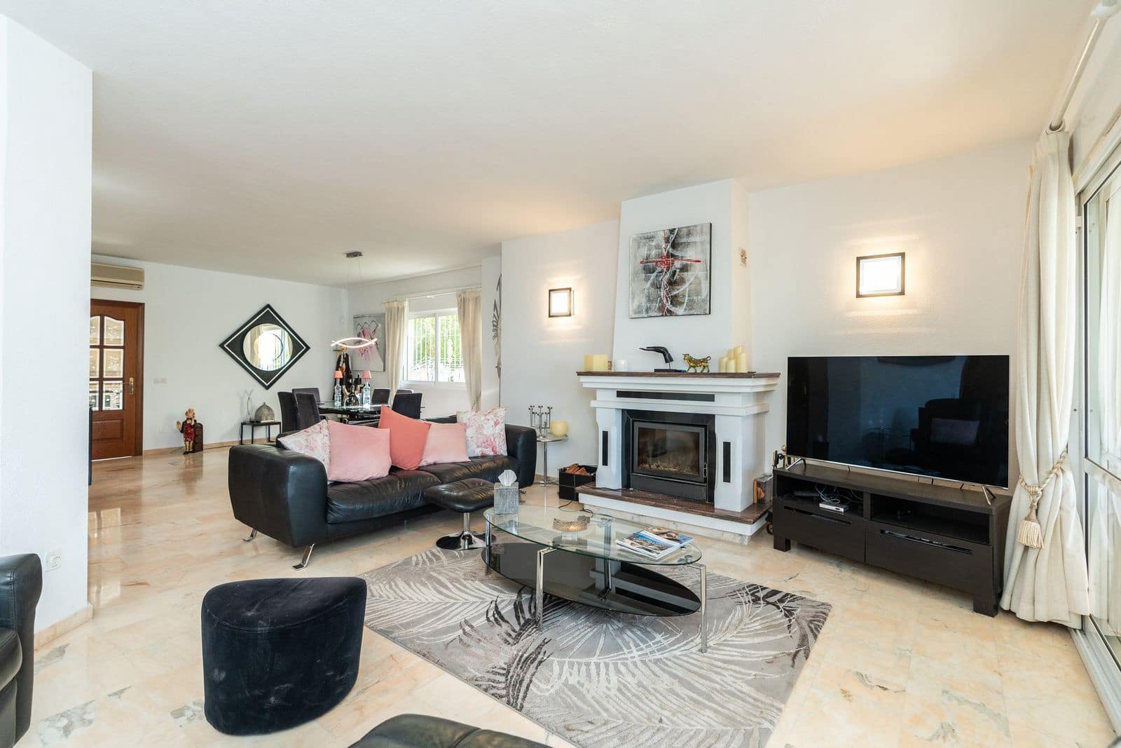 5 chambre Villa/Maison à vendre à Marbesa - 1 750 000 € (Ref: 9784729)