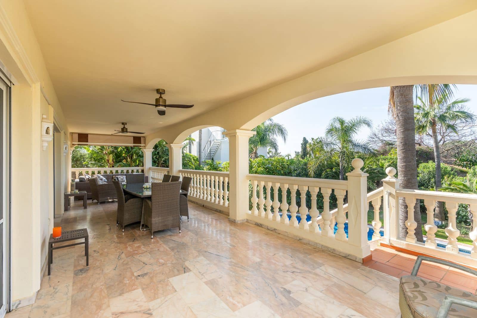 5 chambre Villa/Maison à vendre à Marbesa - 1 750 000 € (Ref: 9784729)