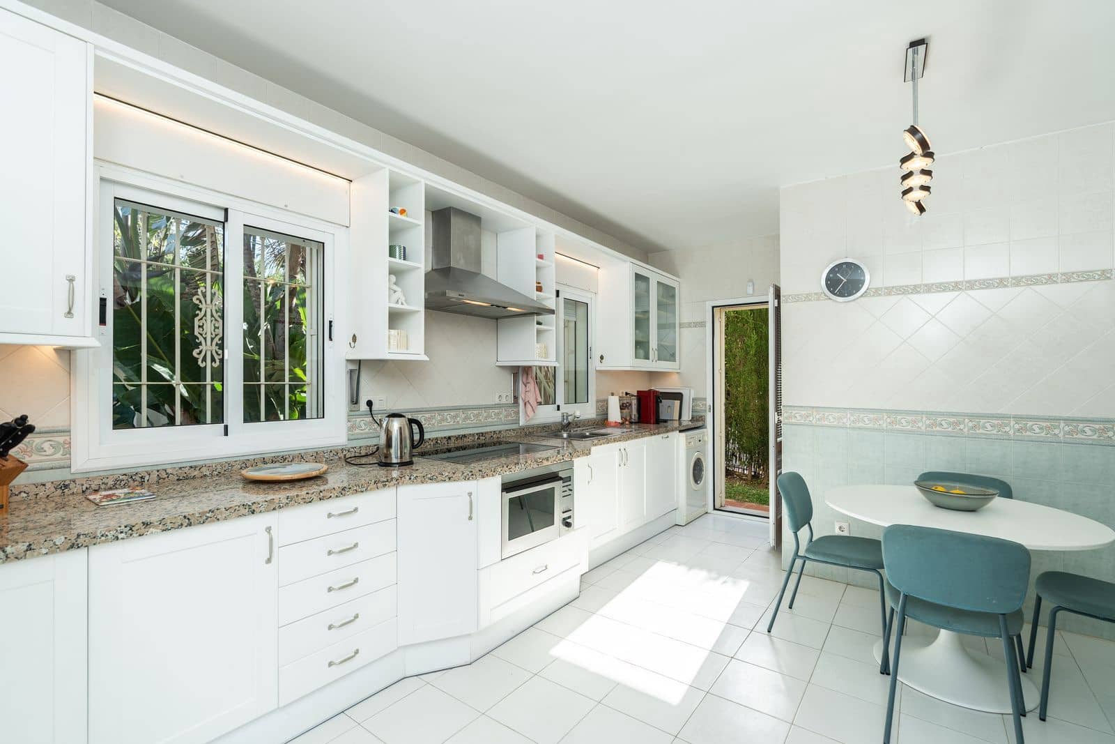 5 chambre Villa/Maison à vendre à Marbesa - 1 750 000 € (Ref: 9784729)