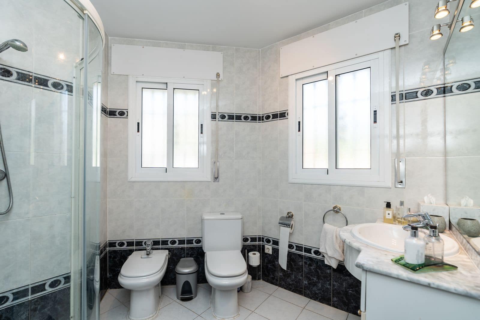 5 chambre Villa/Maison à vendre à Marbesa - 1 750 000 € (Ref: 9784729)