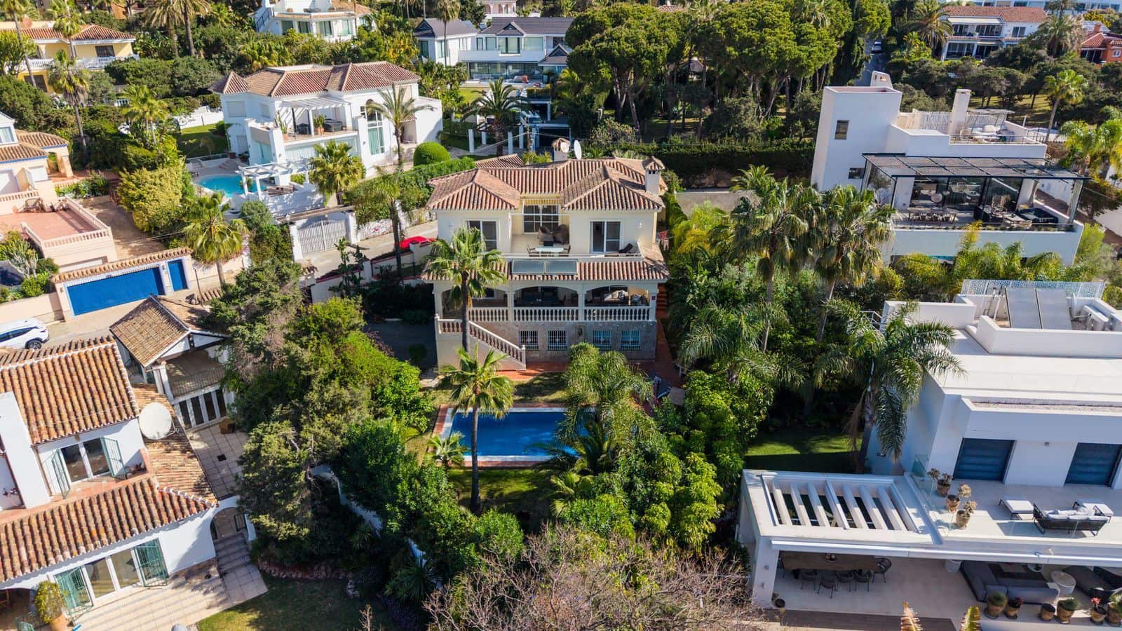 5 chambre Villa/Maison à vendre à Marbesa - 1 750 000 € (Ref: 9784729)