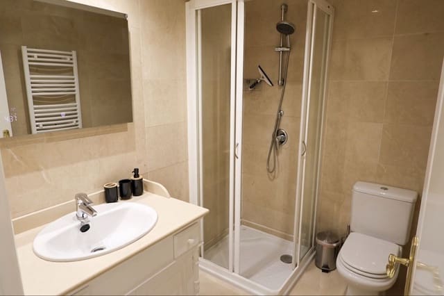 3 chambre Appartement à vendre à Los Arqueros, Benahavís - 495 000 € (Ref: 9784733)