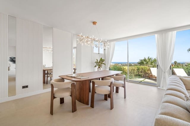 3 bedroom Apartment for sale in Nueva Andalucia, Marbella - € 1,090,000 (Ref: 9784742)