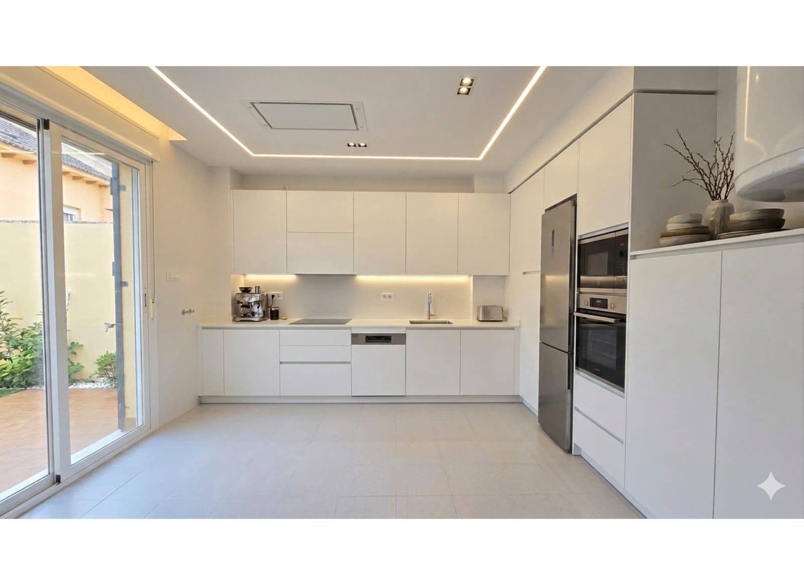 4 sypialnia Dom na sprzedaż w Calahonda - 639 000 € (Ref: 9784743)