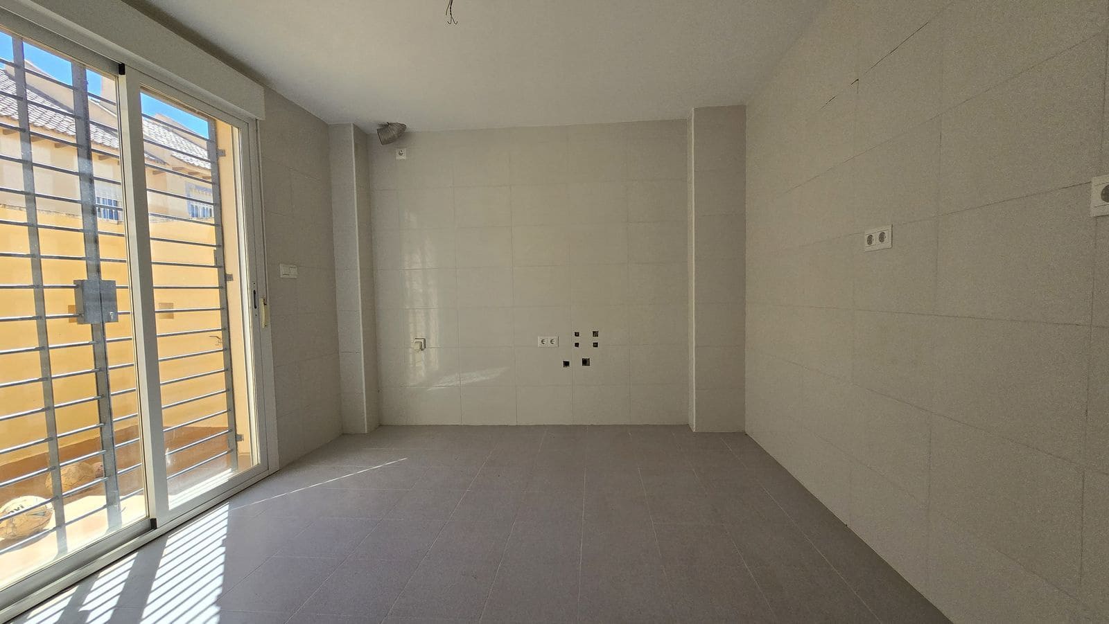 4 sypialnia Dom na sprzedaż w Calahonda - 639 000 € (Ref: 9784743)