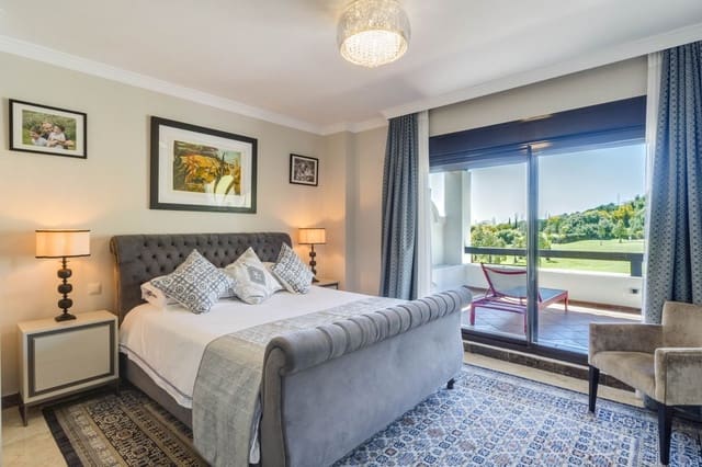 4 camera da letto Villetta Bifamiliare in vendita in Estepona - 975.000 € (Rif: 9784744)