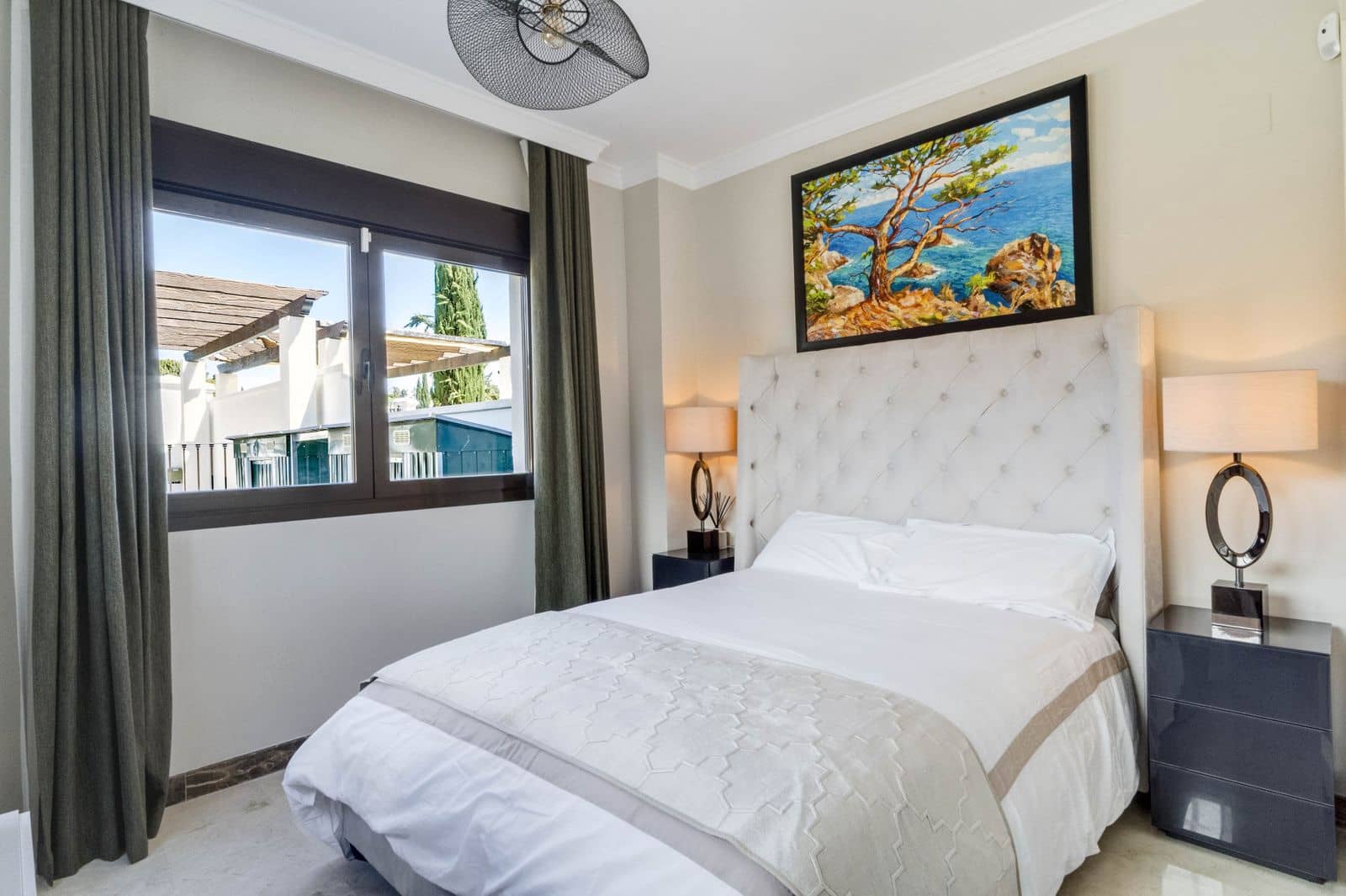 4 bedroom Semi-detached Villa for sale in Estepona - € 975,000 (Ref: 9784744)