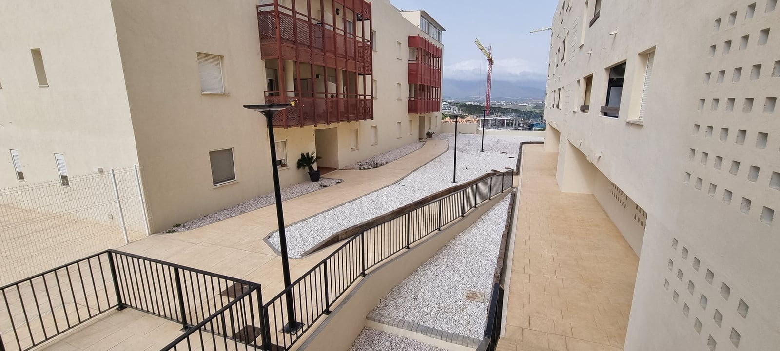 2 soveværelse Lejlighed til salg i La Duquesa / Puerto de la Duquesa - € 269.500 (Ref: 9784755)