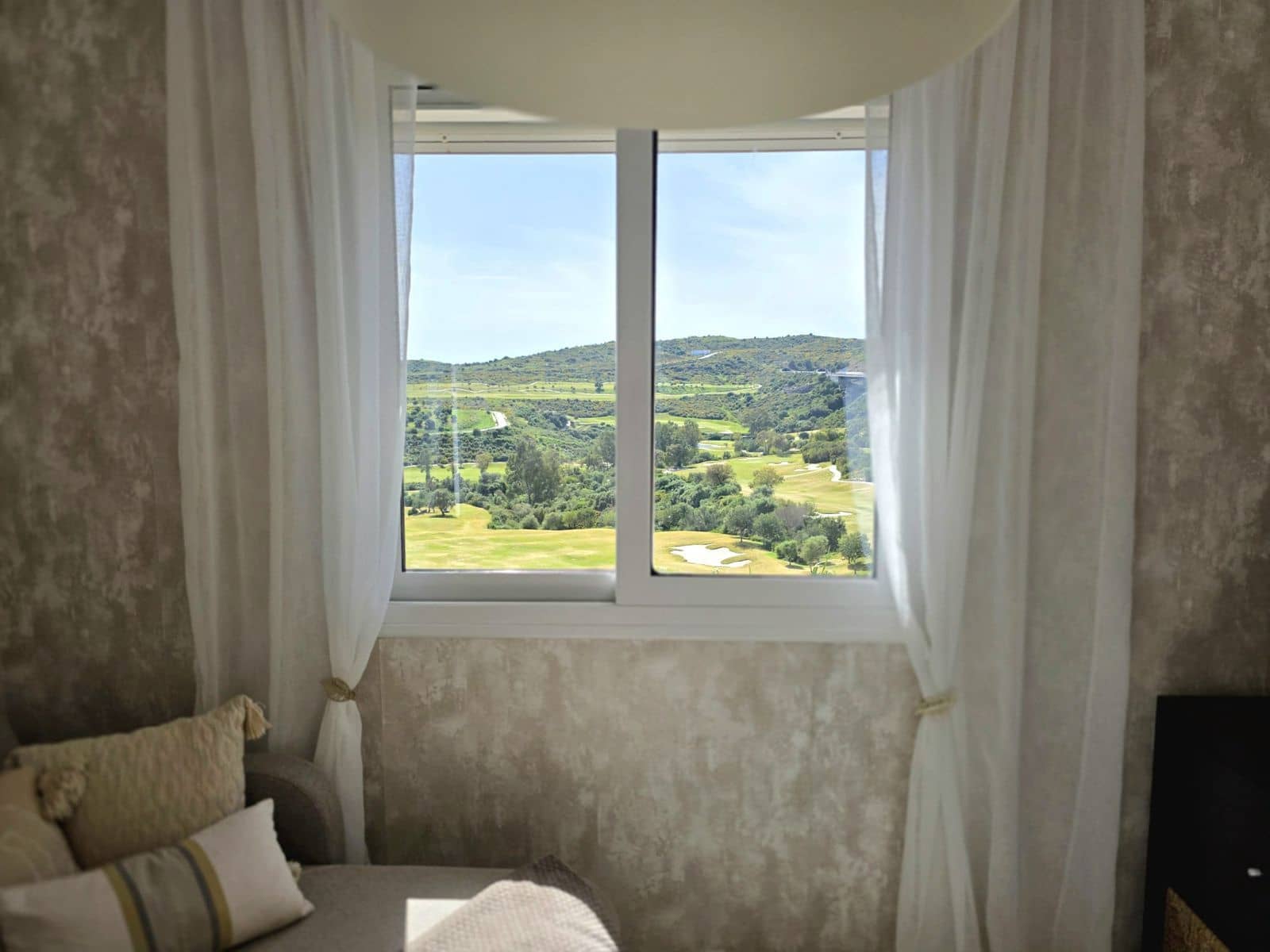 2 chambre Penthouse à vendre à Estepona - 319 000 € (Ref: 9784757)