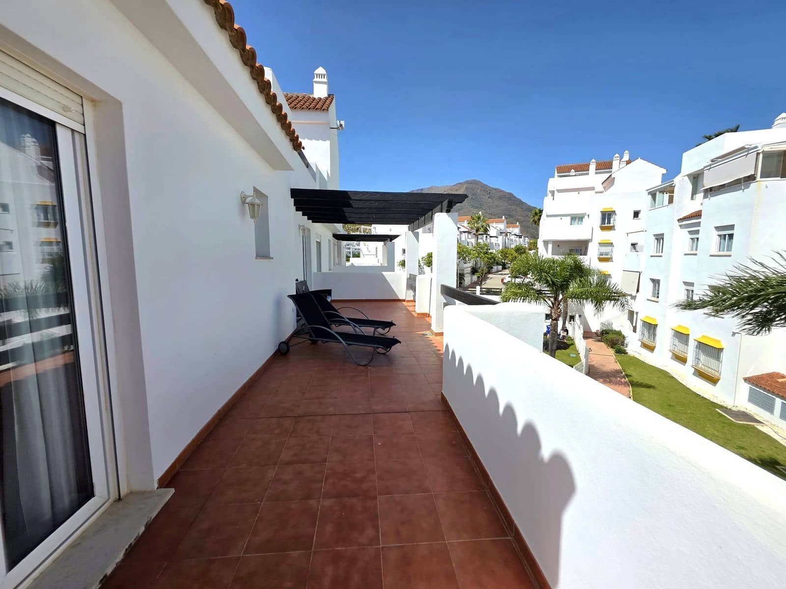 2 chambre Penthouse à vendre à Estepona - 319 000 € (Ref: 9784757)