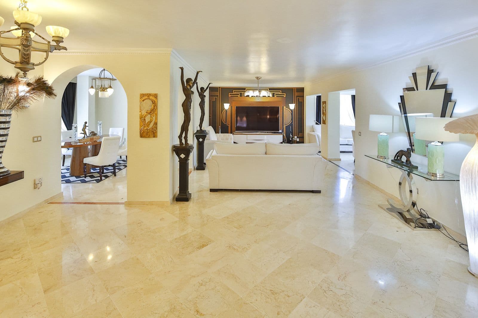 Ático de 3 habitaciones en Guadalmina en venta - 780.000 € (Ref: 9784850)