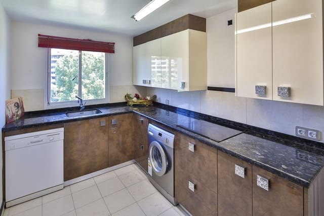 Ático de 3 habitaciones en Guadalmina Alta, Marbella en venta - 780.000 € (Ref: 9784850)