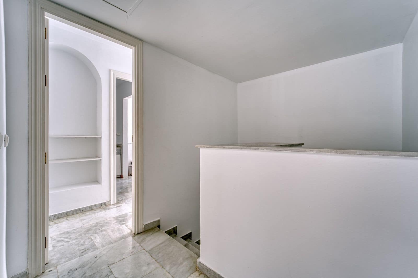 5 sovrum Takvåning till salu i Guadalmina - 1 320 000 € (Ref: 9784859)