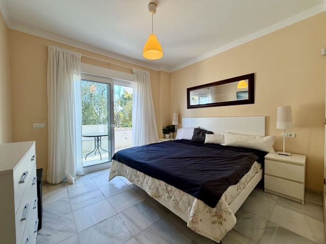 2 makuuhuone Kattohuoneisto myytävänä paikassa Punta Plata, Estepona - 1 299 000 € (Ref: 9784863)