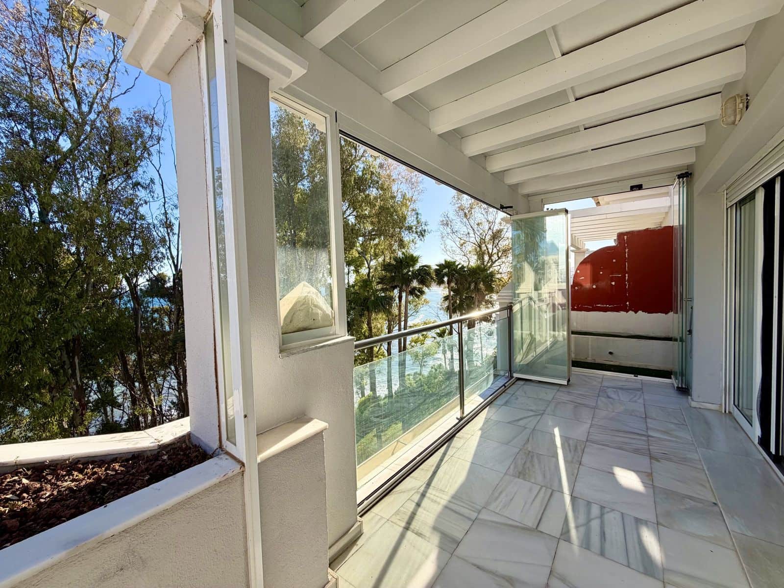 2 makuuhuone Kattohuoneisto myytävänä paikassa New Golden Mile - 1 299 000 € (Ref: 9784863)