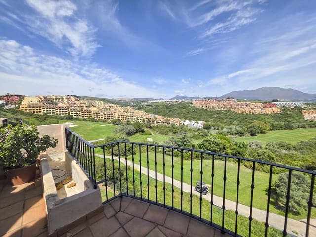 3 soveværelse Penthouse til salg i La Duquesa / Puerto de la Duquesa, Manilva - € 325.000 (Ref: 9784864)