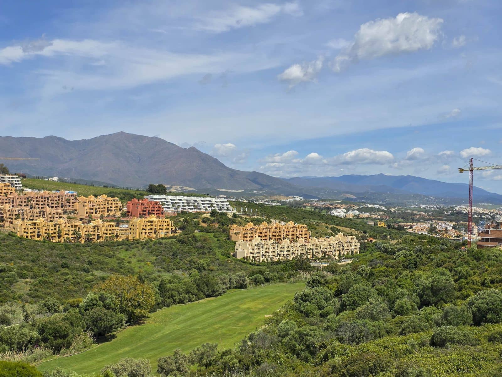 3 soveværelse Penthouse til salg i La Duquesa / Puerto de la Duquesa - € 325.000 (Ref: 9784864)